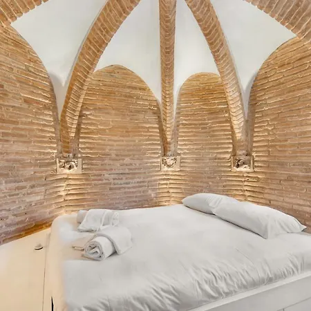 La Tour Du Capitole - Cocon Insolite Dans Toulouse